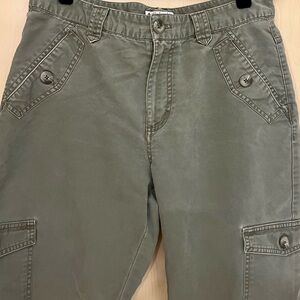 Columbia Olive Green Cargo Pants with Button-Flap Pockets